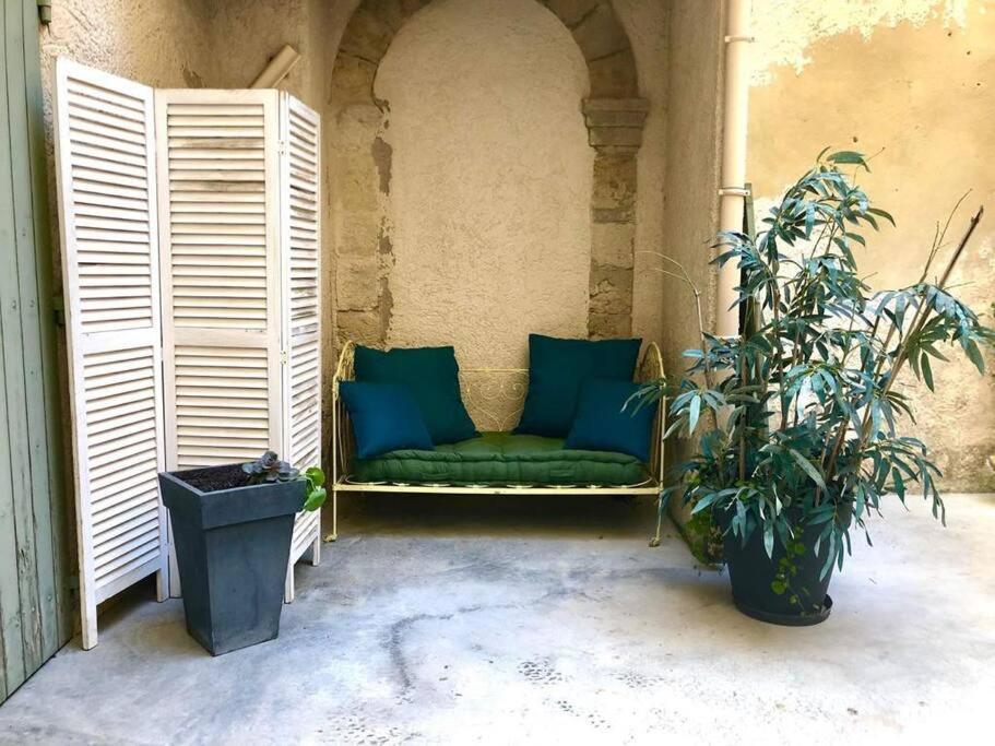Ulysse, Appartement Spacieux Au Centre Historique D'Uzes En Rez-De-Chaussee Avec Exterieur, Proche Parking Des Marroniers Exterior foto