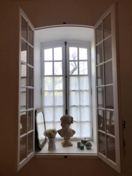 Ulysse, Appartement Spacieux Au Centre Historique D'Uzes En Rez-De-Chaussee Avec Exterieur, Proche Parking Des Marroniers Exterior foto